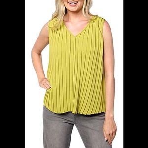WynneCollection Women's Pleated Crepe Knit Tank Top Moss - Regular